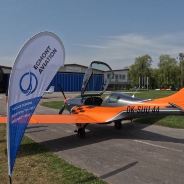 Передача самолета JMB VL3 915 