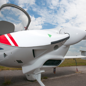 We are pleased to share with you the great news - from now on, it is possible to complete theoretical training on the PPL(A) EASA course remotely online.