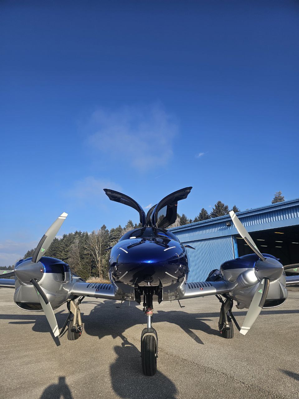 Diamond DA 62 (OE-FLP), photo 2